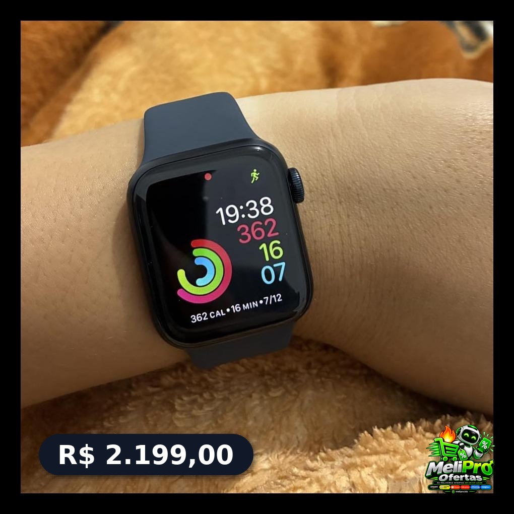 Apple Watch SE 3 GPS, Caixa em alumínio meia‑noite de 40 mm com Bracelete desportiva meia‑noite - P/M